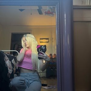 Meet your Posher, Ava